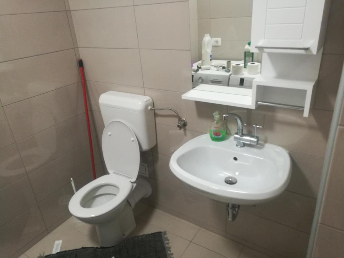 Ajdovščina Apartma Burjuca 아파트 외부 사진